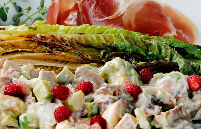 0833   2olis summer salad