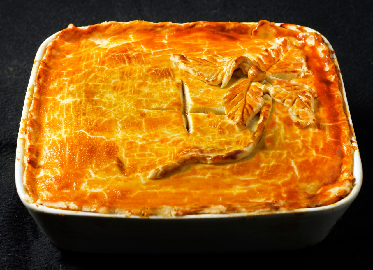 Cheesy Chicken Pie | All That Cooking